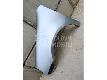 Levo krilo LA7W za Volkswagen Golf 5 od 2003. do 2008. god.