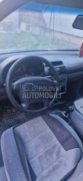 Opel Corsa B 