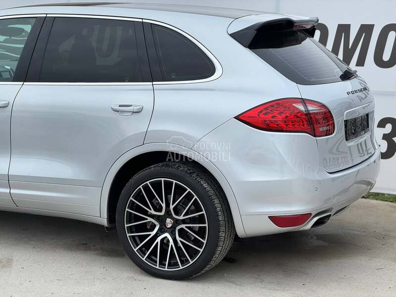 Porsche Cayenne 