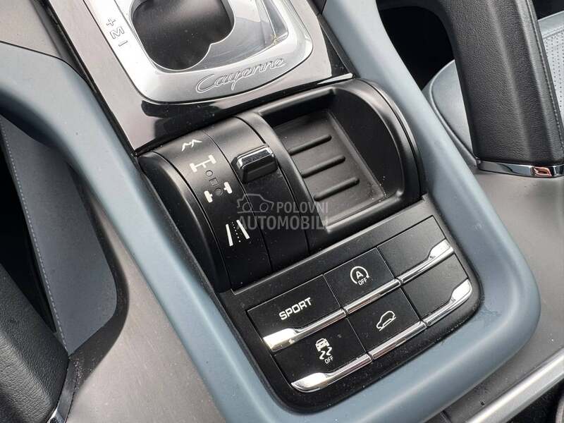 Porsche Cayenne 
