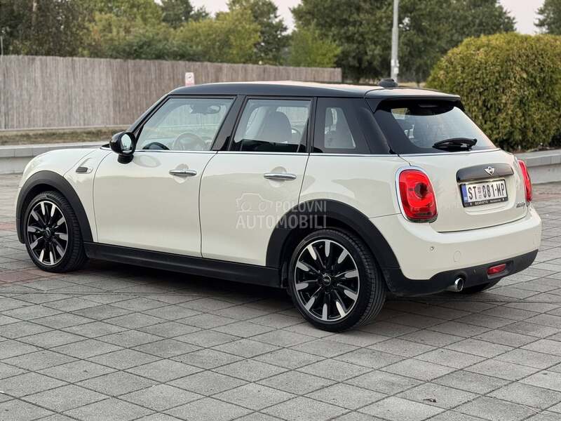 MINI Cooper 