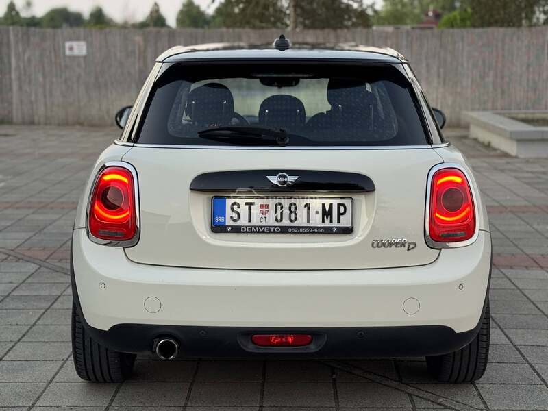 MINI Cooper 