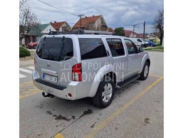 Nissan Pathfinder 2.5 dci