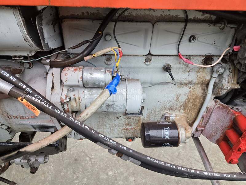 Ursus C360 sa utovarivacem