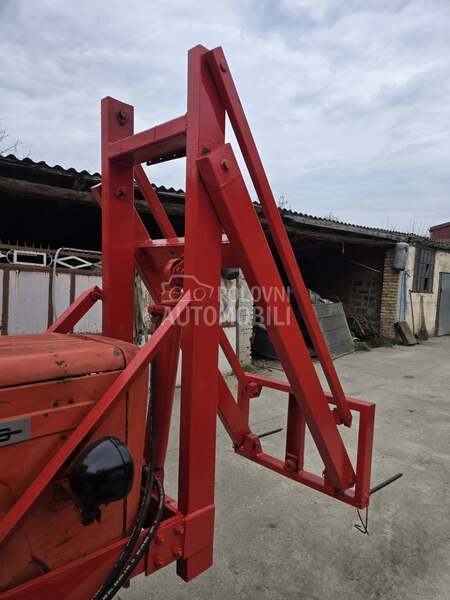 Ursus C360 sa utovarivacem