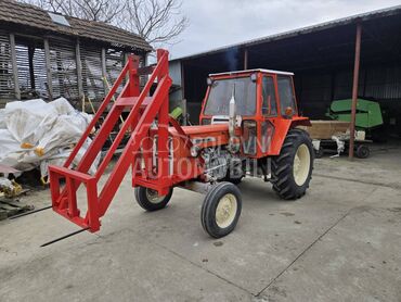 Ursus C360 sa utovarivacem