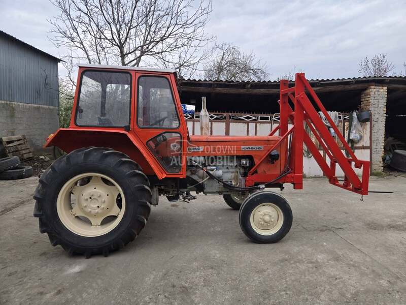 Ursus C360 sa utovarivacem