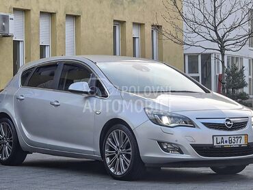 Opel Astra J Sport