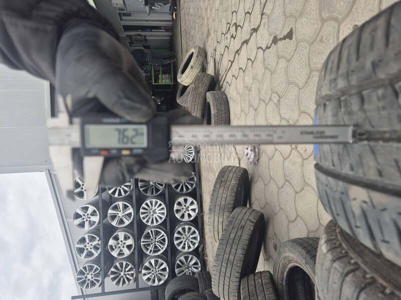 Michelin 225/65 R16 Letnja