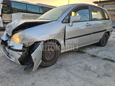 Suzuki Liana 