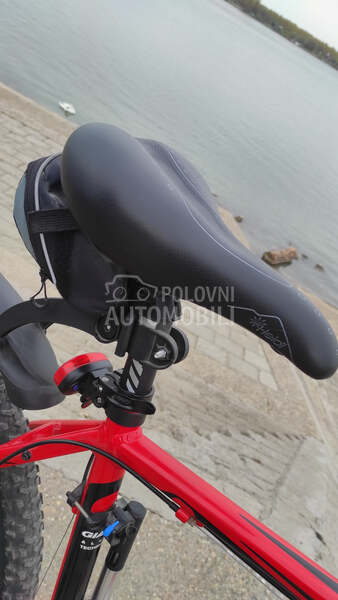 Giant Talon 4 . XL Alux fs