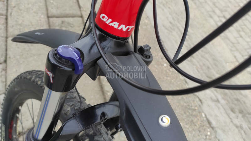 Giant Talon 4 . XL Alux fs