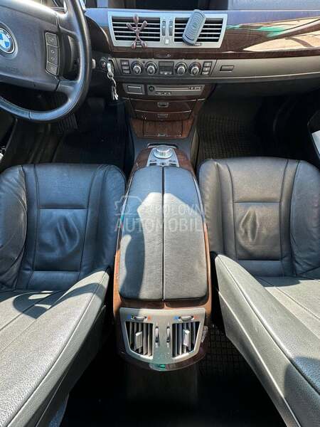 BMW 730 E65/66