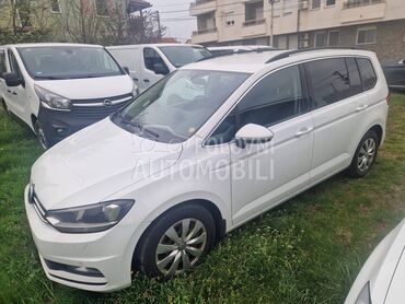 Volkswagen Touran 1.6Tdi DSG