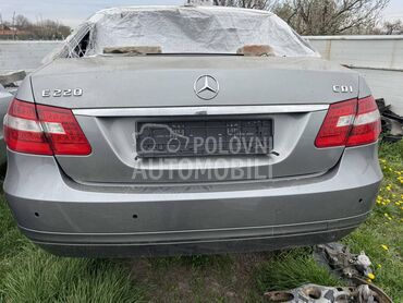 Stop svetla za Mercedes Benz E 200, E 220, E 230 ... od 2009. do 2012. god.