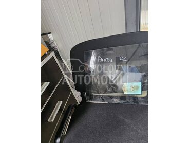 Zadnje levo bocno staklo za Fiat Panda od 2004. do 2011. god.