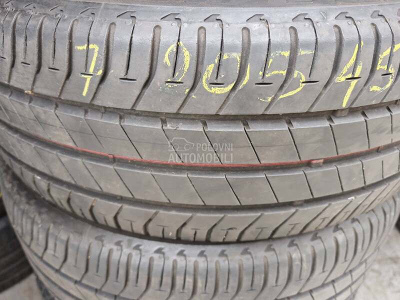 Bridgestone 205/45 R17 Letnja