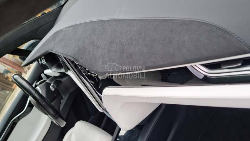 Tesla Model X 90D