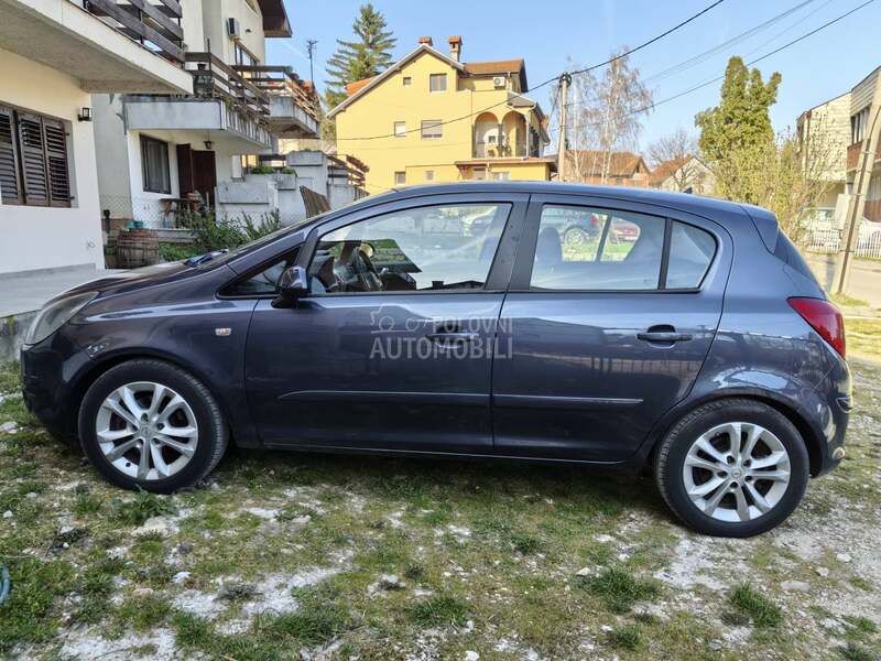 Opel Corsa D 