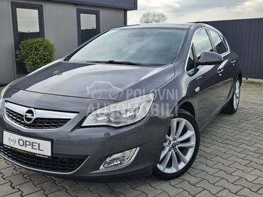 Opel Astra J 1.4 cosmo