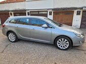 Opel Astra J 1.4T ful GLANC NOVO
