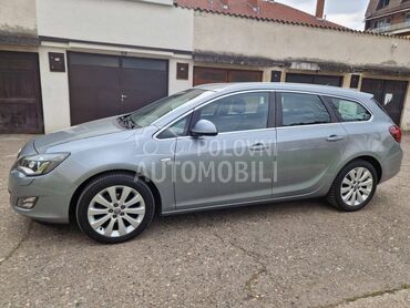 Opel Astra J 1.4T ful oprema NOVO