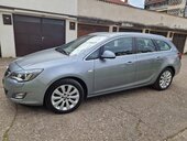 Opel Astra J 1.4T ful oprema NOVO