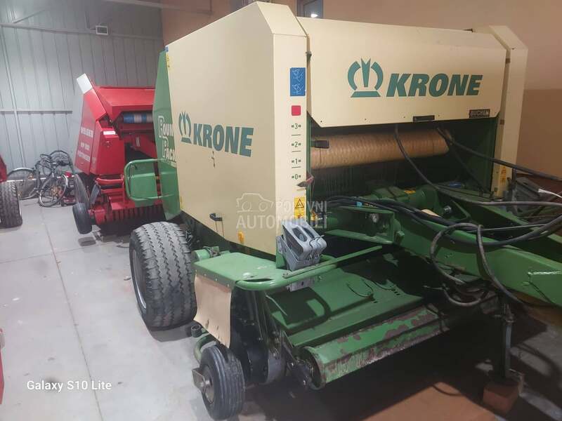 Krone 1250 Welger RP 200