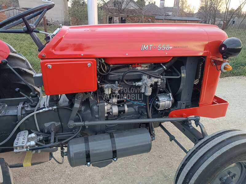 IMT 558