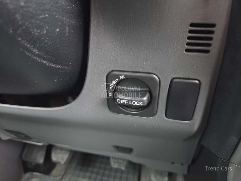 Toyota Land Cruiser 3.0D-4D