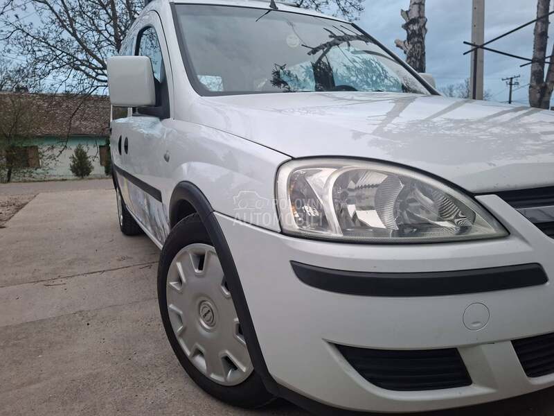 Opel Combo 