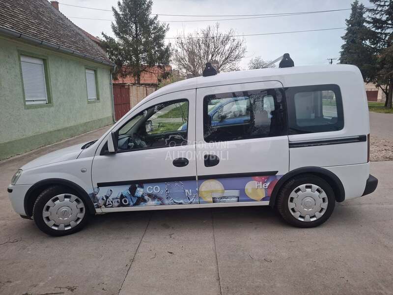 Opel Combo 