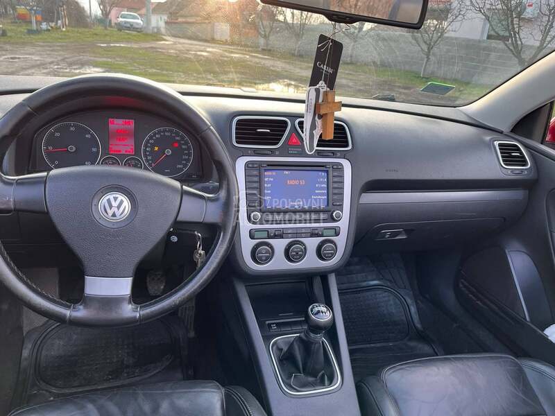 Volkswagen EOS 