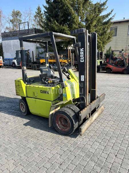 Clark 2,5 tona