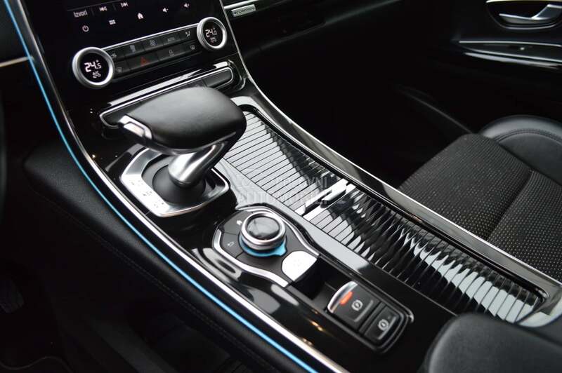 Renault Espace 2.0 dci Initiale