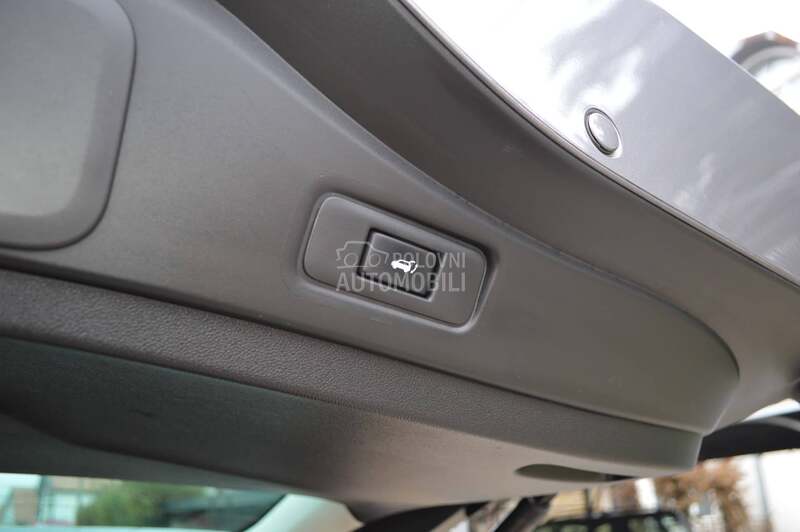 Renault Espace 2.0 dci Initiale