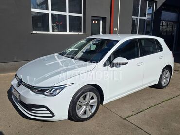 Volkswagen Golf 8 LIFE