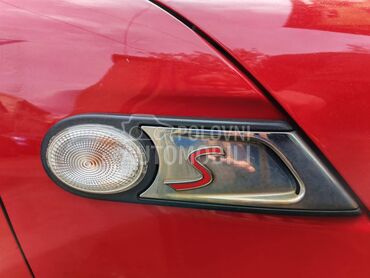 Znak na krilu za MINI Cooper S od 2006. do 2013. god.