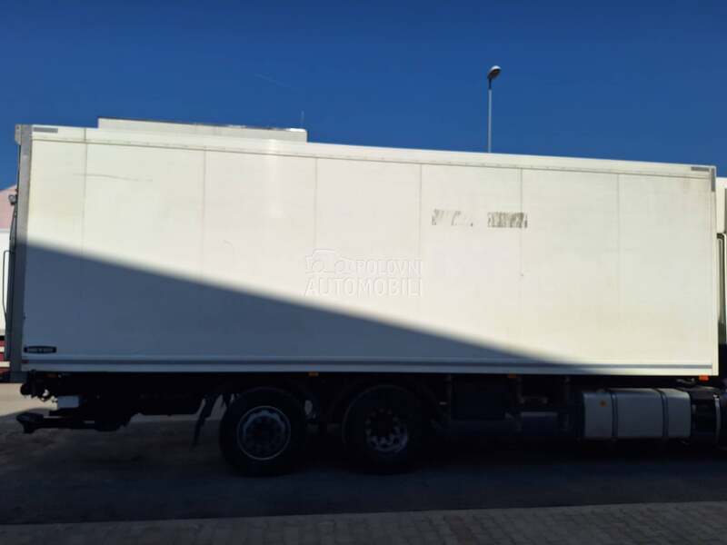 Iveco Stralis 26s420