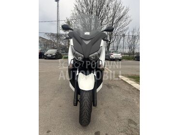 Yamaha X Max