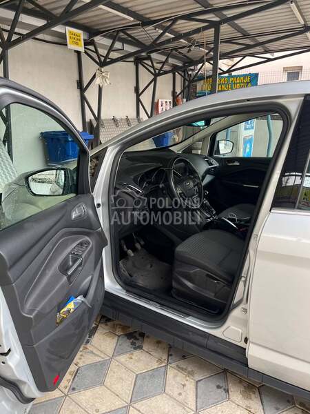 Ford C-Max 1.5 HDI Titanium