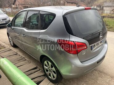 Levi spoljni stop za Opel Meriva od 2011. do 2016. god.