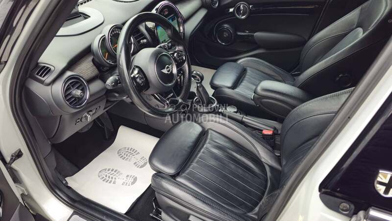 MINI Cooper S D/A u t o m a t/CH