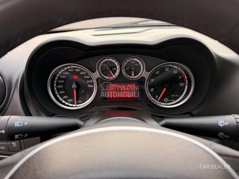 Alfa Romeo MiTo 1.4b