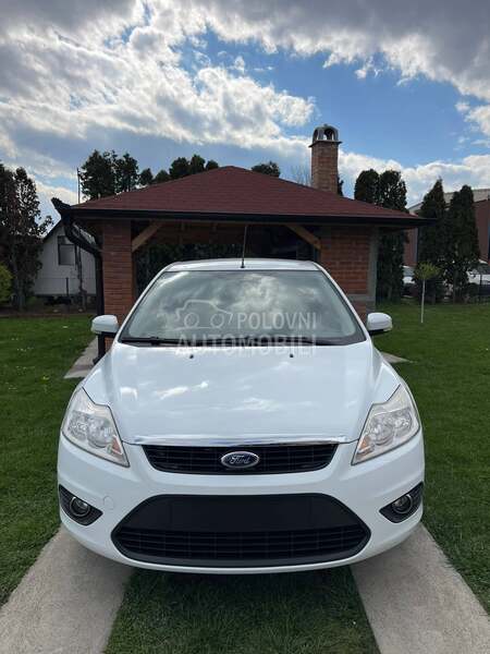 Ford Focus 1.6B