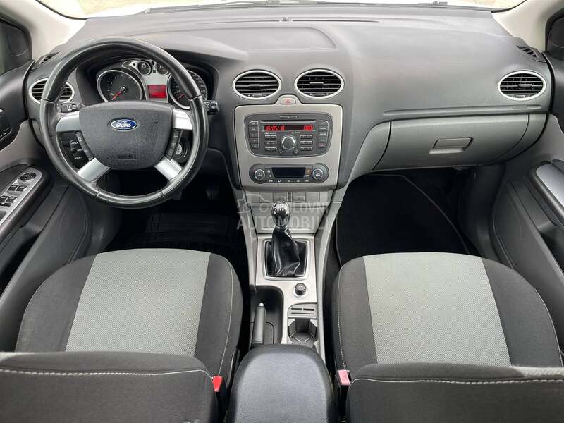 Ford Focus 1.6B