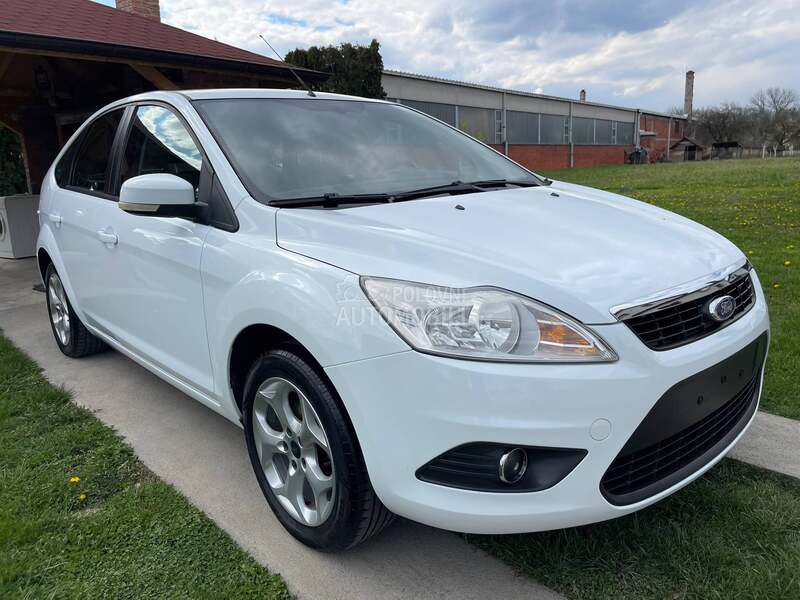 Ford Focus 1.6B
