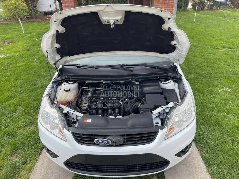 Ford Focus 1.6B