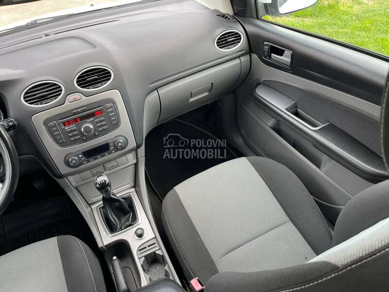 Ford Focus 1.6B