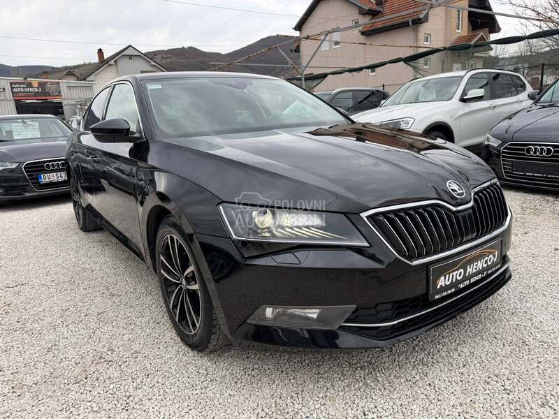 Škoda Superb 